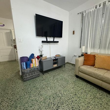 אגואדילה 1A - Large Beach House Near Crash Boat Beach מראה חיצוני תמונה
