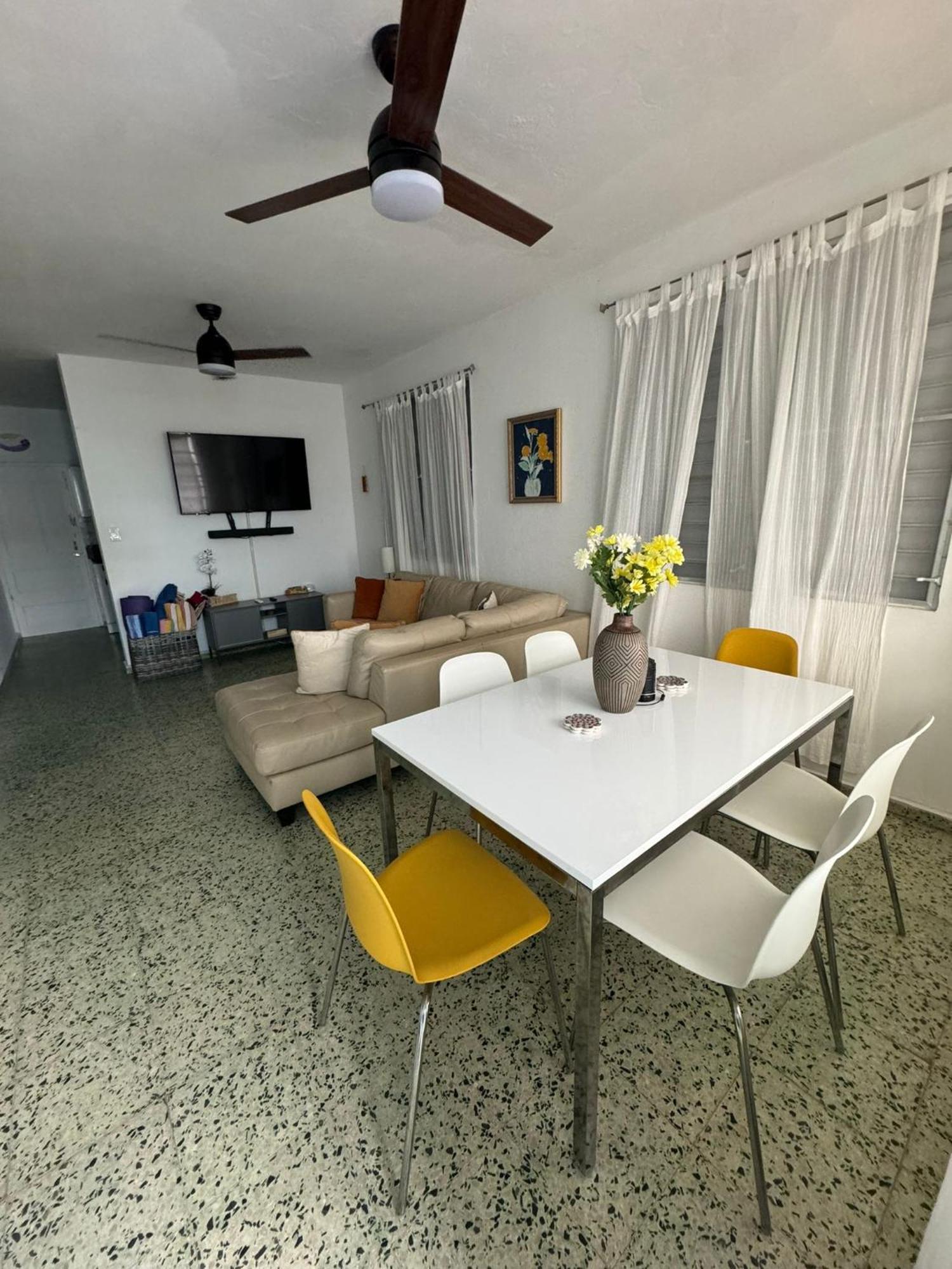 אגואדילה 1A - Large Beach House Near Crash Boat Beach מראה חיצוני תמונה
