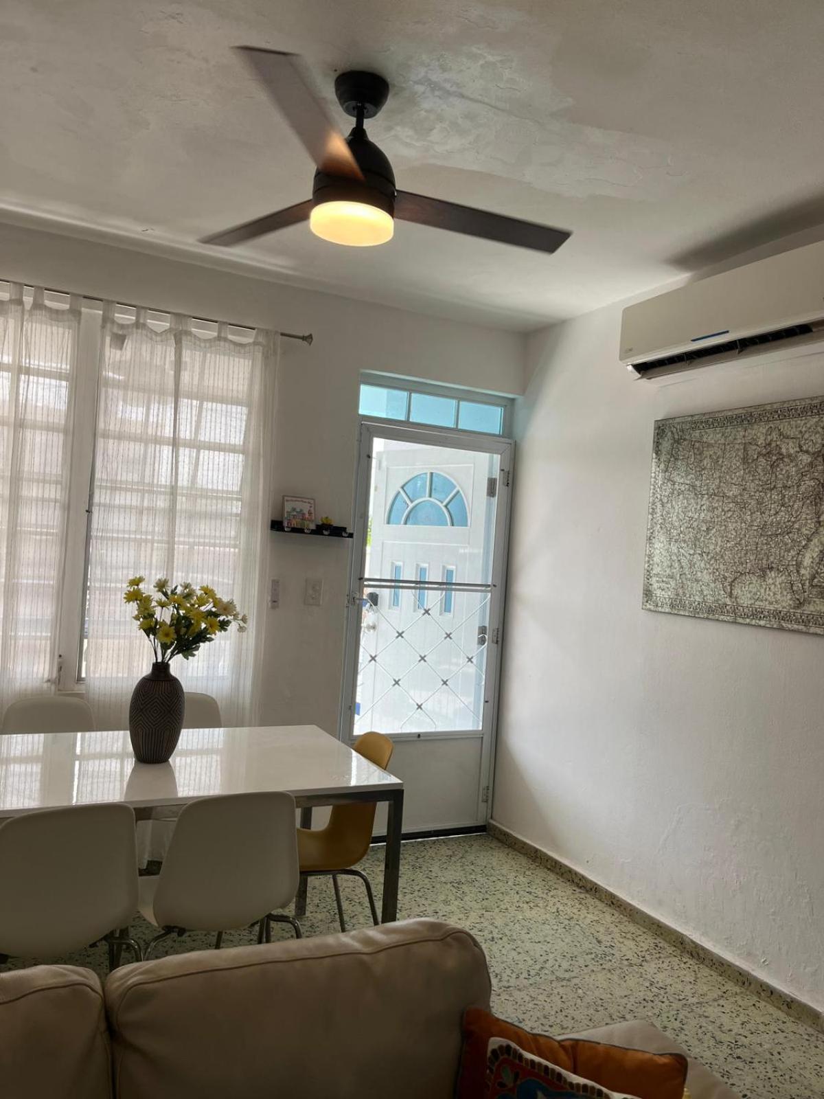 אגואדילה 1A - Large Beach House Near Crash Boat Beach מראה חיצוני תמונה